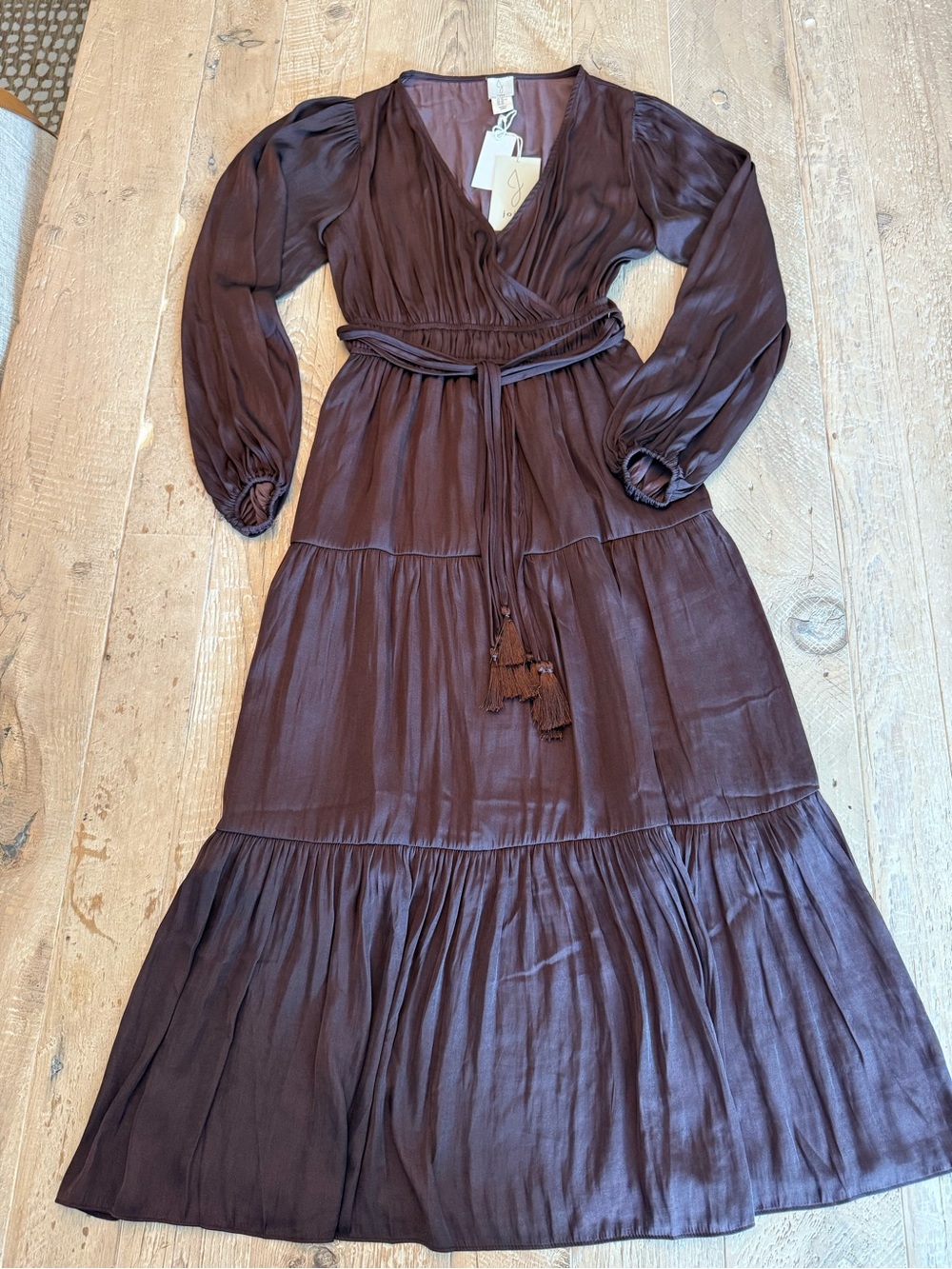 NWT Joie Women's Brown Long Sleeve Tiered Silky Maxi Dress with Waist Tie XS